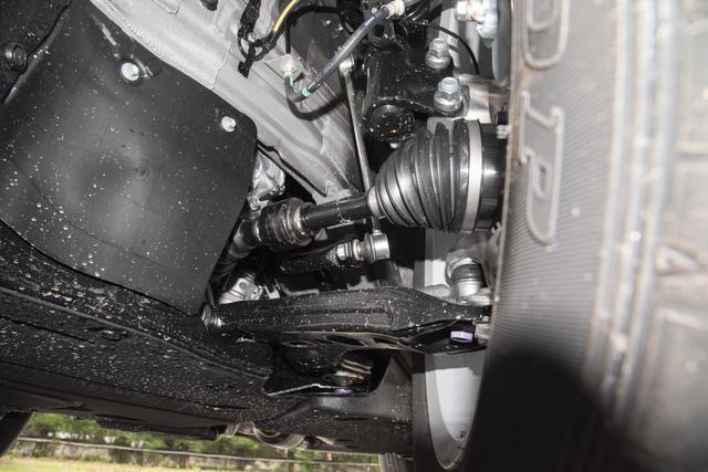 九游官網入口：廣汽豐田漢蘭達實測續航12892公里油耗6升高品質家用SUV(圖8)