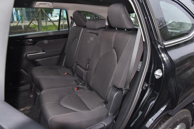 九游官網入口：廣汽豐田漢蘭達實測續航12892公里油耗6升高品質家用SUV(圖6)