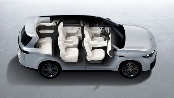 九游app：榮獲十佳車身、十佳底盤零跑C16憑何成為“六邊形戰士”？(圖4)