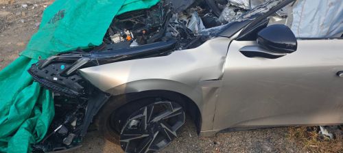 領克07驚心動魄事故中不減安全A柱到C柱堅固如初(圖2)