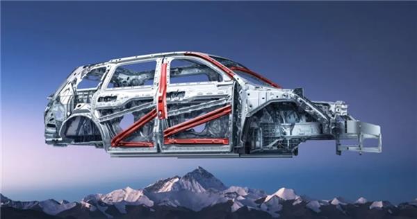 問界M9獲四地監管部門質量認證 入選2024質量可靠性創新案例(圖2)