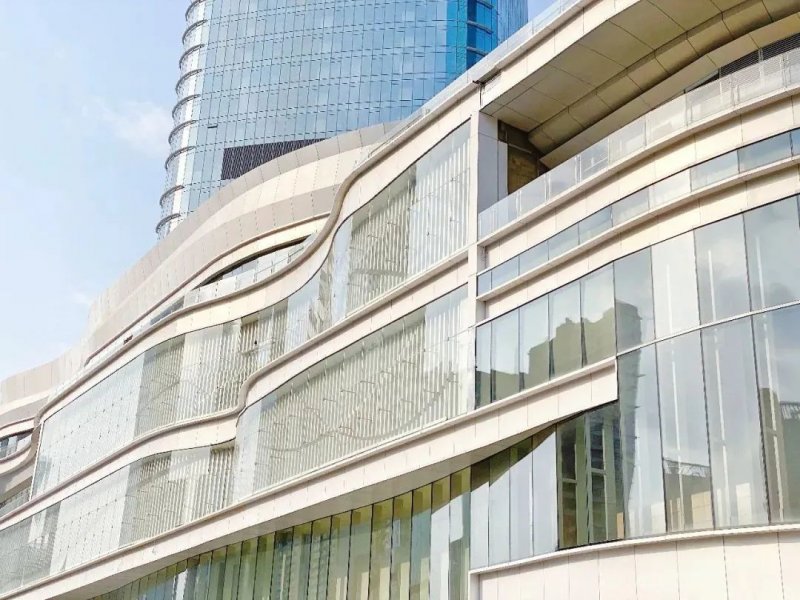 河北航東取得建筑用玻璃幕墻安裝結構專利保證了安裝的穩定性