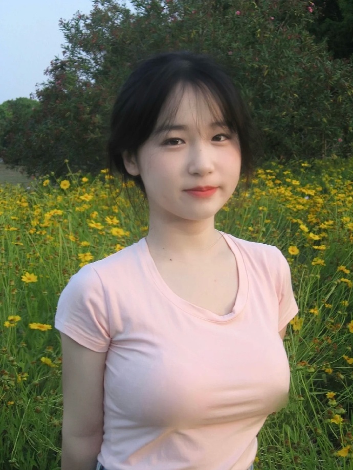 九游app：小寶高質量牛仔褲女V(圖1)