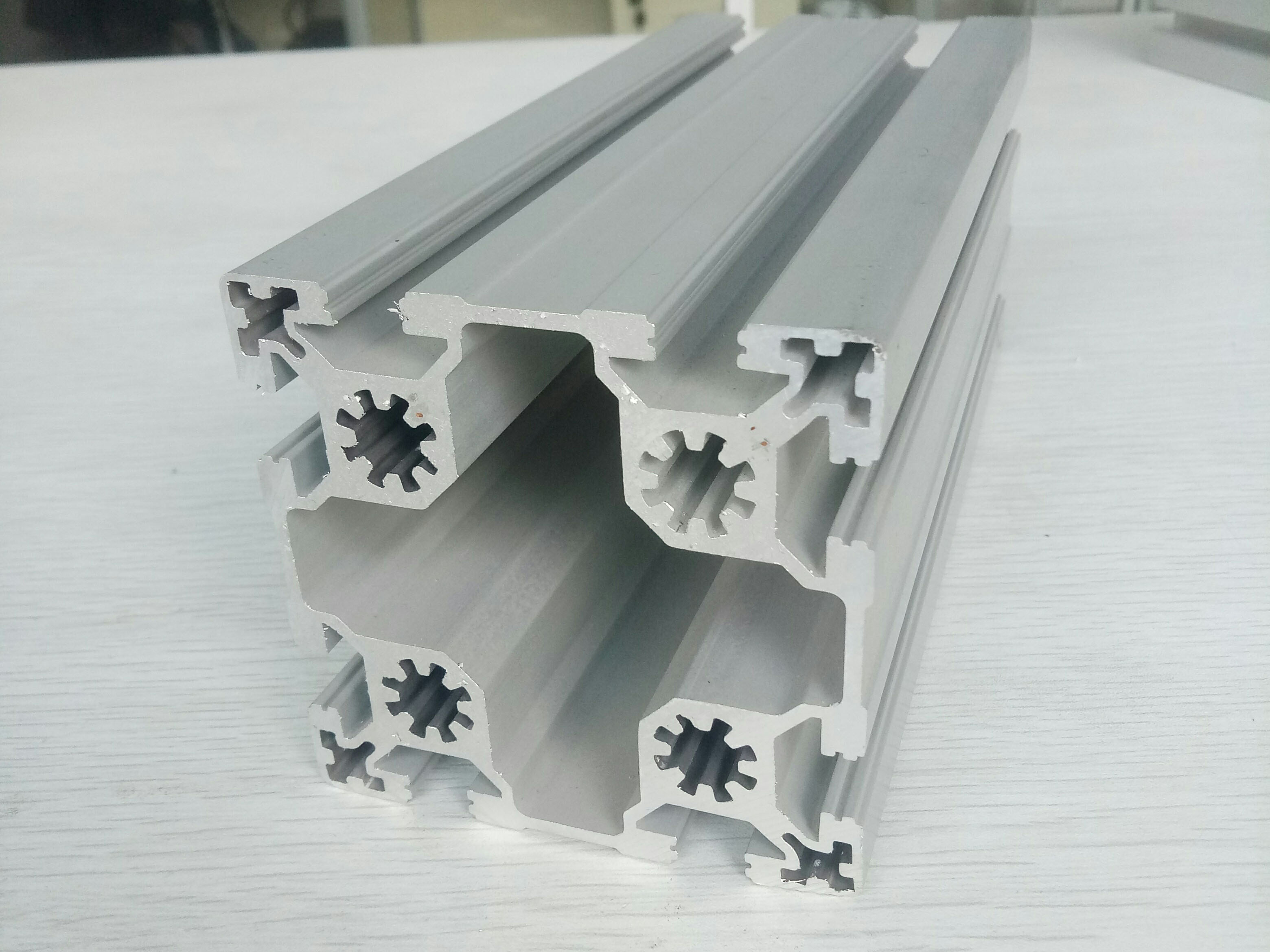 江順科技：公司主持起草了有色金屬行業首部鋁型材熱擠壓模具行業標準