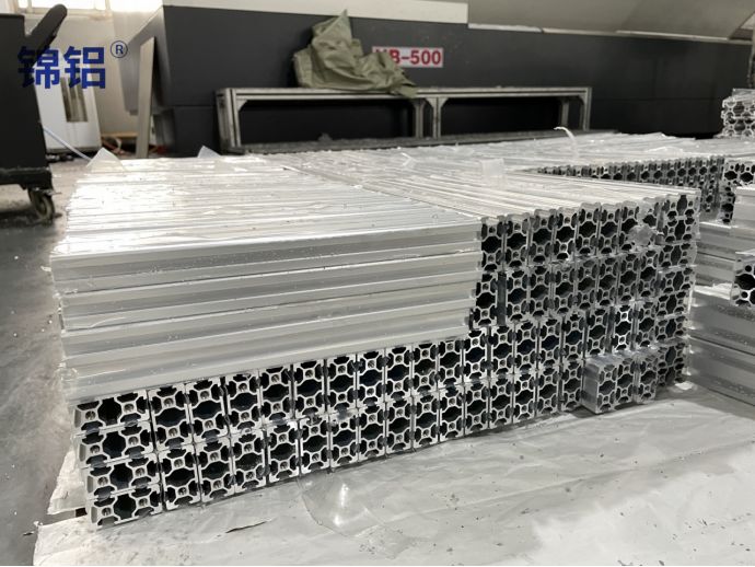 浙江鋸力煌工業(yè)科技公司以科技創(chuàng)新破局傳統(tǒng)制造——給鋸床裝上“智慧大腦”(圖1)