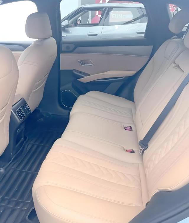 九游官網(wǎng)入口：最省油的SUV第一名宋ProDM-i 2025款實(shí)測(cè)比銀河L7還省07L(圖3)