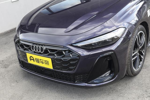 預售2568萬起華為乾崑輔駕+200kW動力帶按摩座椅的豪華轎車(圖4)