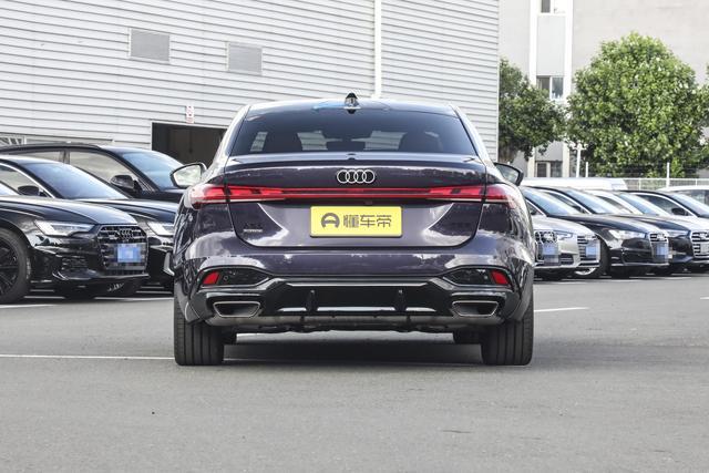 預售2568萬起華為乾崑輔駕+200kW動力帶按摩座椅的豪華轎車(圖13)