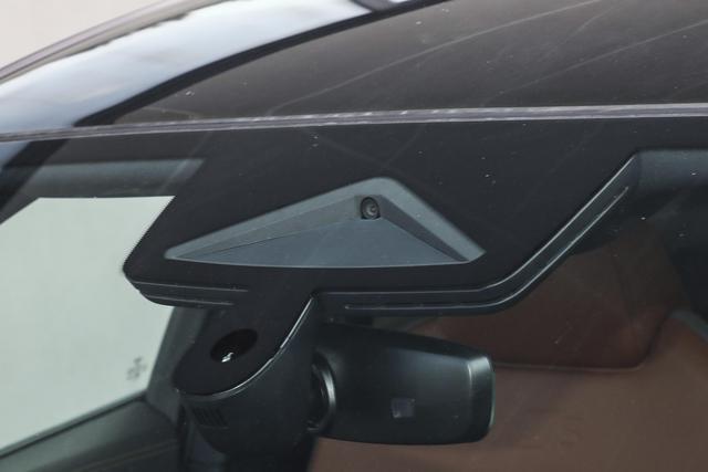 預售2568萬起華為乾崑輔駕+200kW動力帶按摩座椅的豪華轎車(圖22)