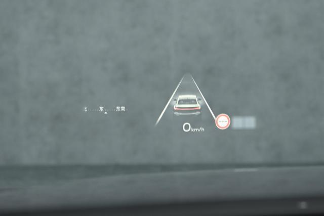 預售2568萬起華為乾崑輔駕+200kW動力帶按摩座椅的豪華轎車(圖24)