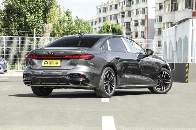 預售2568萬起華為乾崑輔駕+200kW動力帶按摩座椅的豪華轎車(圖27)