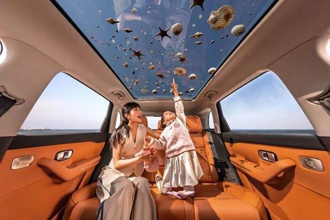 激光雷達+800V下放14萬級市場 2026款零跑C10進階上市(圖19)