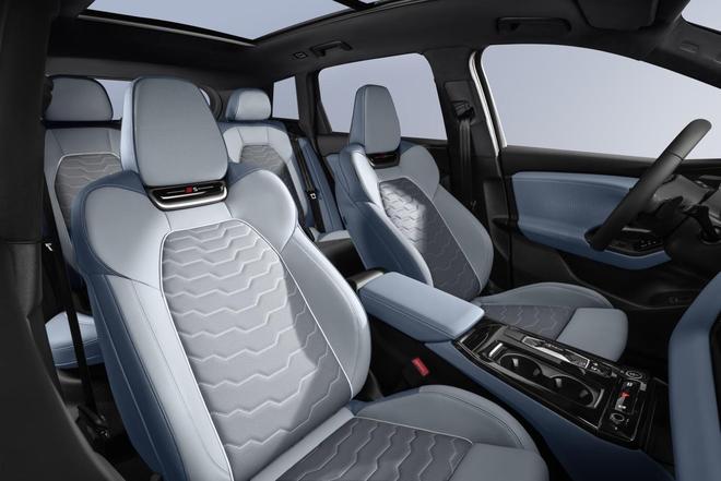 Q6L e-tron家族、A5L上市一汽奧迪上演“油電共進”的一出好戲(圖10)