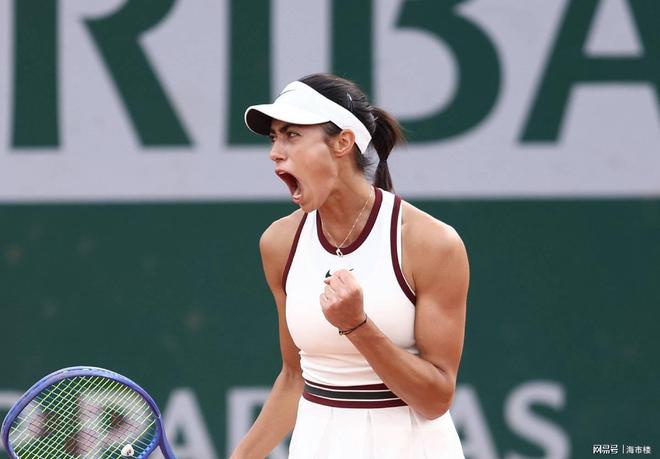 法網(wǎng)最新戰(zhàn)報(bào)：三大種子順利晉級(jí)16強(qiáng)薩巴倫卡欲與鄭欽文會(huì)師！(圖2)