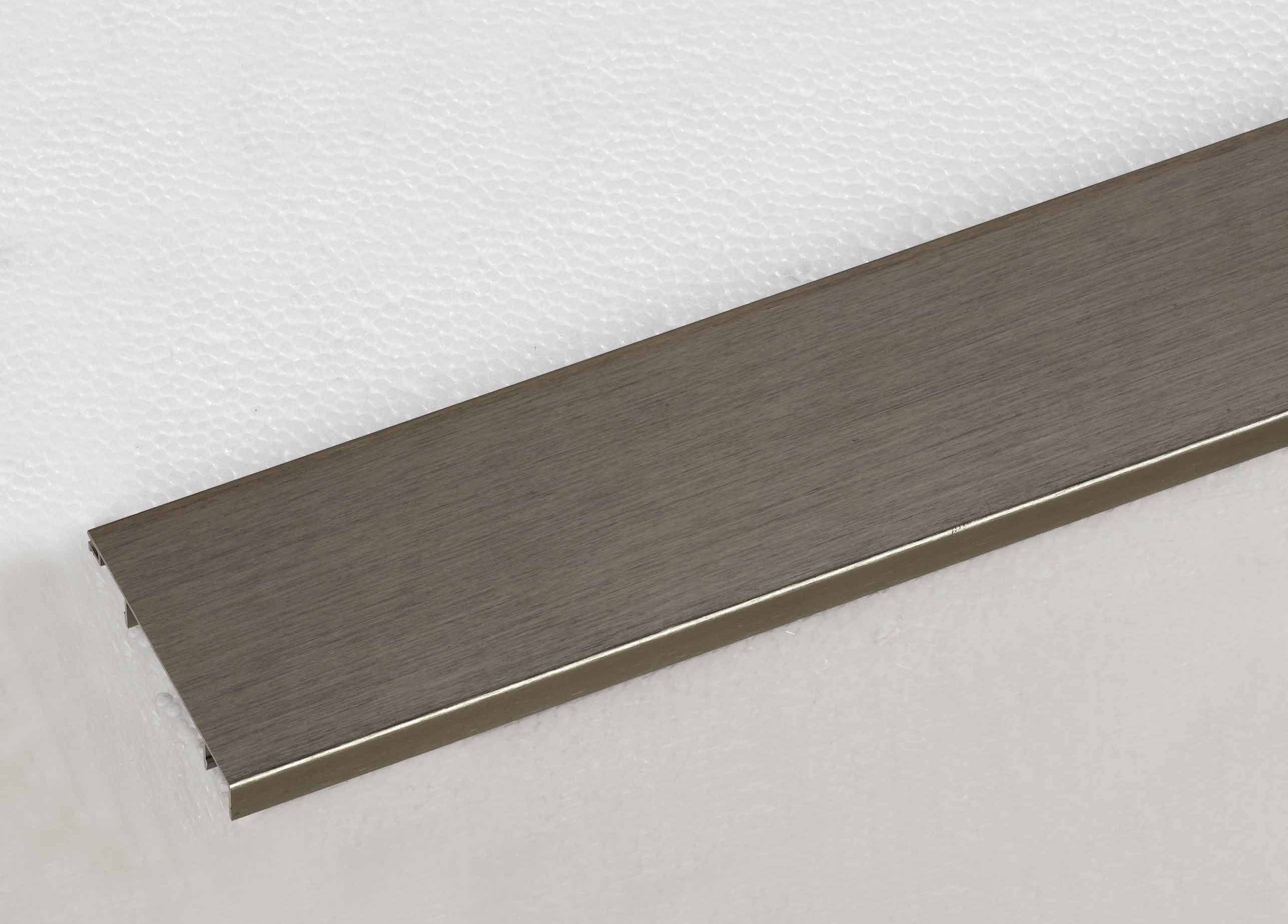 紅米亮出底牌驍龍8sGen4+7550mAh+金屬中框256GB不到1500元