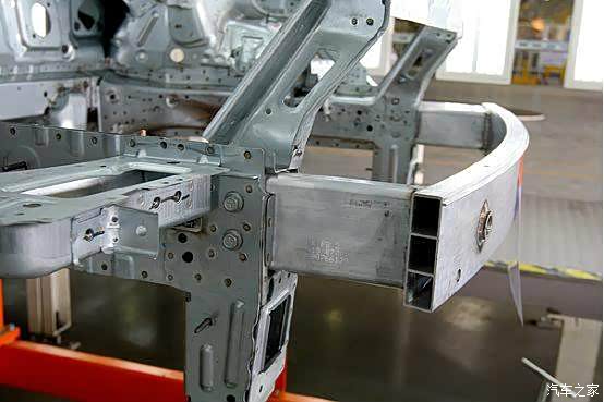 九游app：華安科技動力混合A