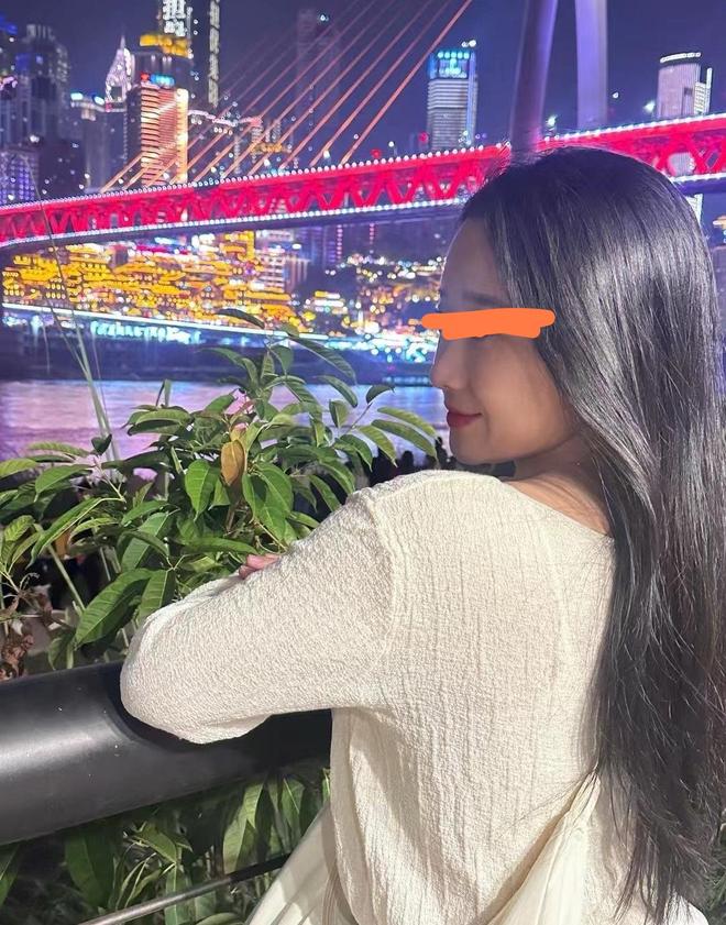 27歲女游客被蛇咬身亡！身材一絕是家中獨生女膚白貌美太可惜(圖14)