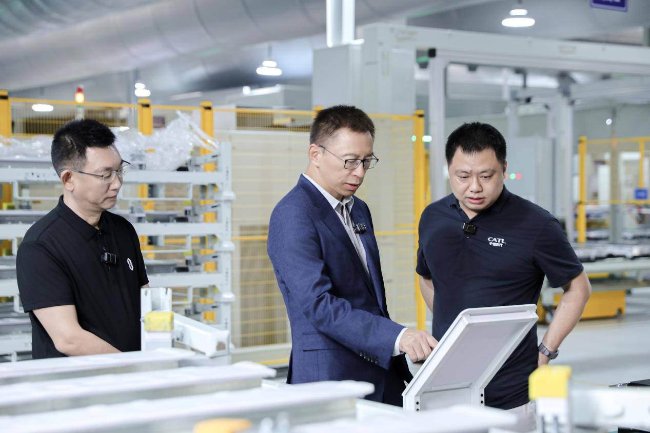 揭秘?zé)崾Э乇澈蟮脑?圖2)