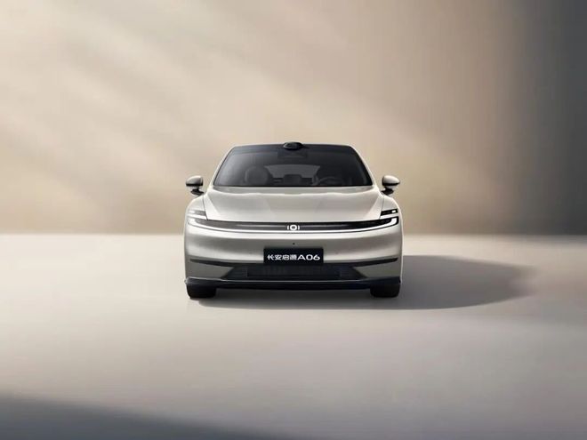 卡羅拉的價格凱美瑞的尺寸？長安啟源A06這波刀法太精準了！(圖17)