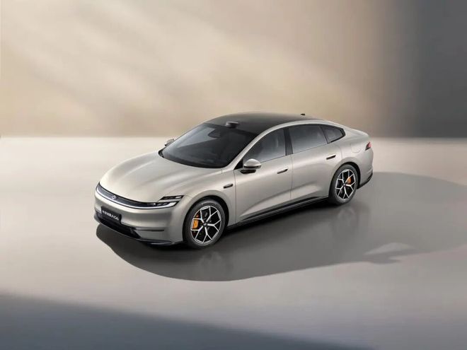 卡羅拉的價格凱美瑞的尺寸？長安啟源A06這波刀法太精準了！(圖22)