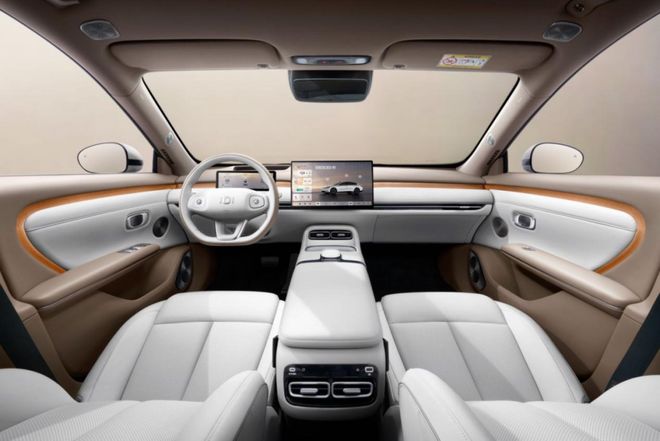 長安啟源A06全球首秀以超20萬價值打造爆款單品(圖8)