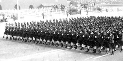 九游app：金燦榮：閱兵式上讓我大受震撼的五件大殺器(圖9)