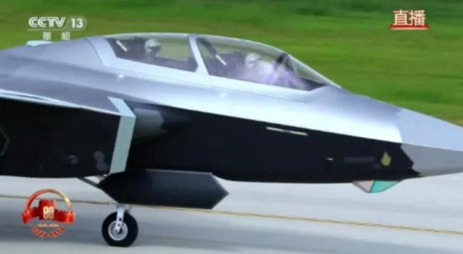 九游app：金燦榮：閱兵式上讓我大受震撼的五件大殺器(圖3)