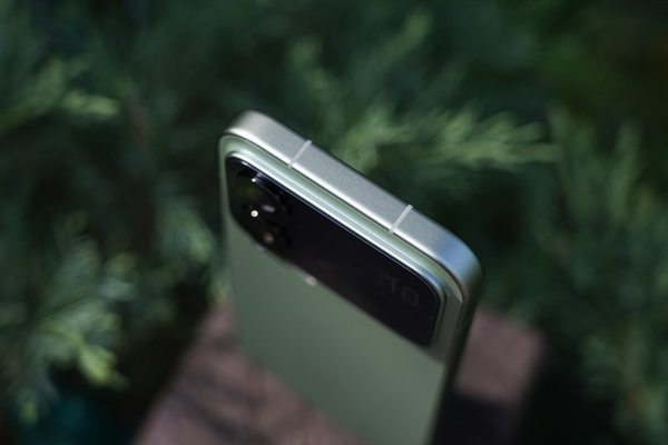 小米17 Pro上手：工業(yè)設(shè)計顛覆 全面超越iPhone(圖5)