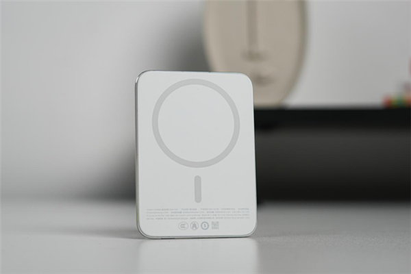 小米17 Pro上手：工業(yè)設(shè)計顛覆 全面超越iPhone(圖26)