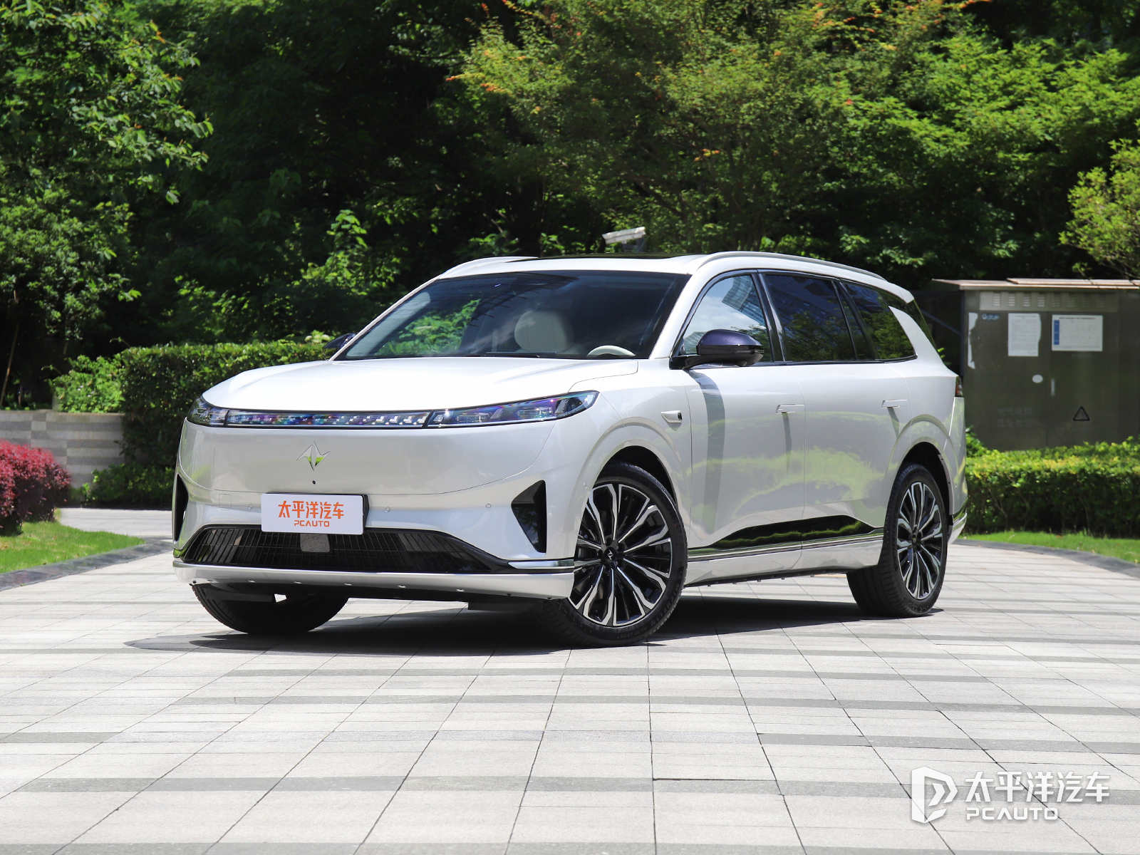 26款納米01和26款eπ008五座版上市(圖7)