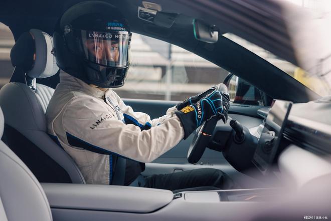 從球拍到賽道梁靖崑與領克Z10共探速度與激情的邊界(圖2)