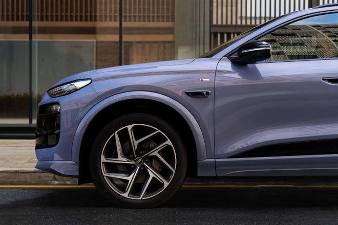 九游體育：試駕奧迪Q6L e-tron：豪華電動的全優答案藏在細節里的均衡之道(圖10)