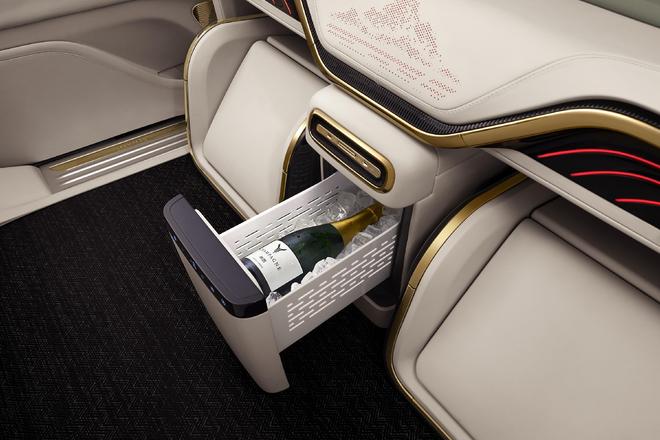 九游app：中國企業家的乘坐“終極答案” 嵐圖夢想家山河7099萬元耀目上市(圖9)