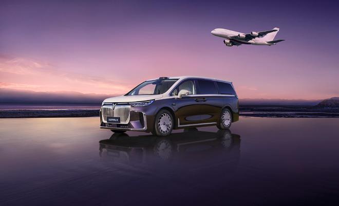 九游app：中國企業家的乘坐“終極答案” 嵐圖夢想家山河7099萬元耀目上市(圖2)