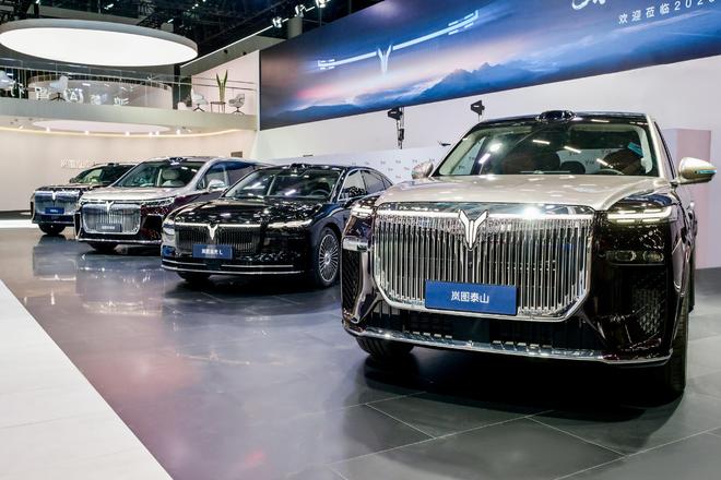 九游app：中國企業家的乘坐“終極答案” 嵐圖夢想家山河7099萬元耀目上市(圖10)