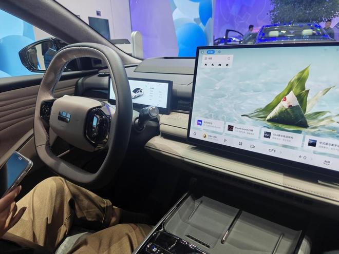 九游app：星耀8構筑全方位安全體系軟硬件協同守護出行(圖5)