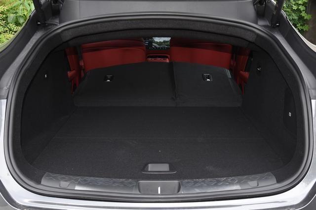 五大超能維度破局 阿維塔06 Elite版煥新上市(圖3)