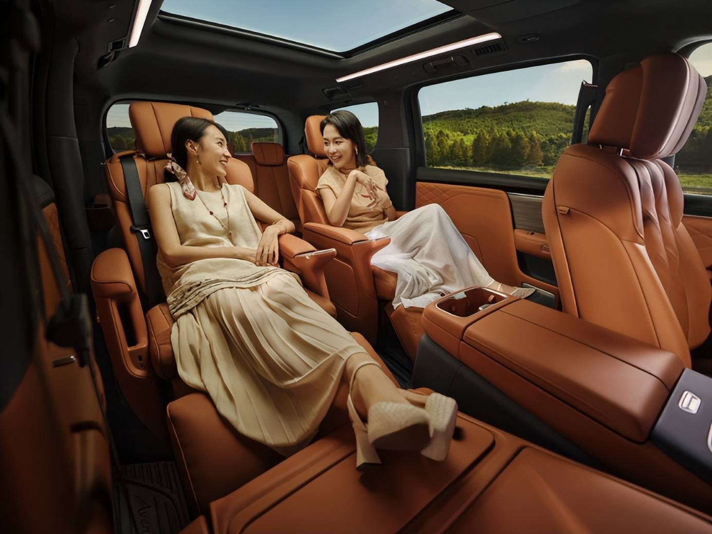 九游體育：別克至境世家上市官方指導價4399萬~4699萬元家大業大成世家(圖4)