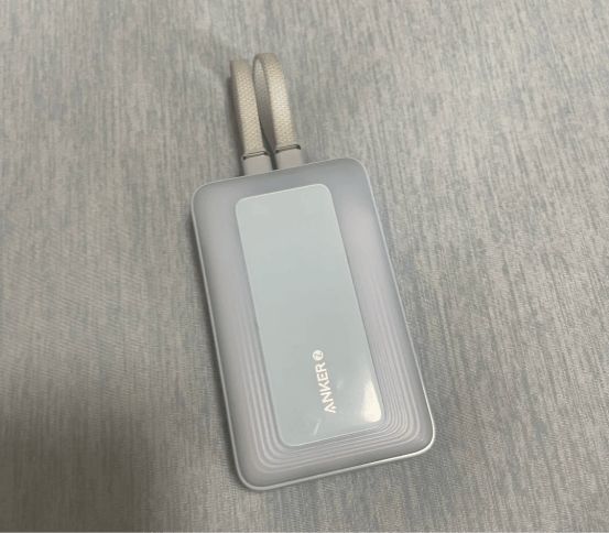 還在擔(dān)心充電寶傷手機(jī)電池嗎？這5款充電寶通勤旅行沒電焦慮！(圖9)