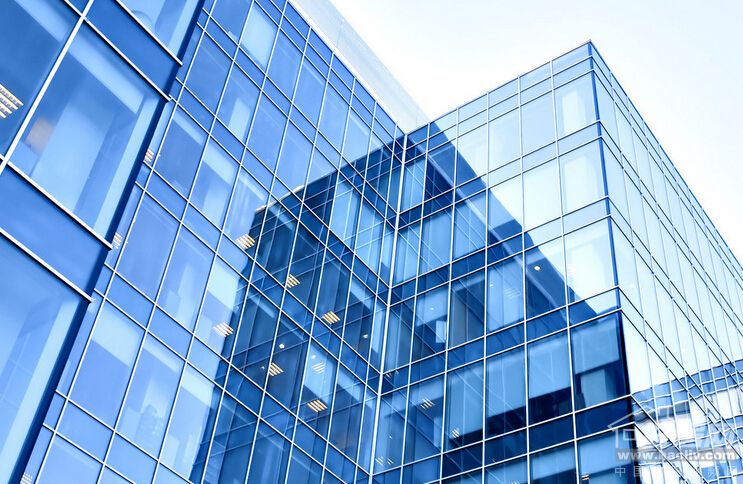 長江電力取得建筑立面隱框光伏幕墻專利為建筑供應電力的同時作為的外飾面層