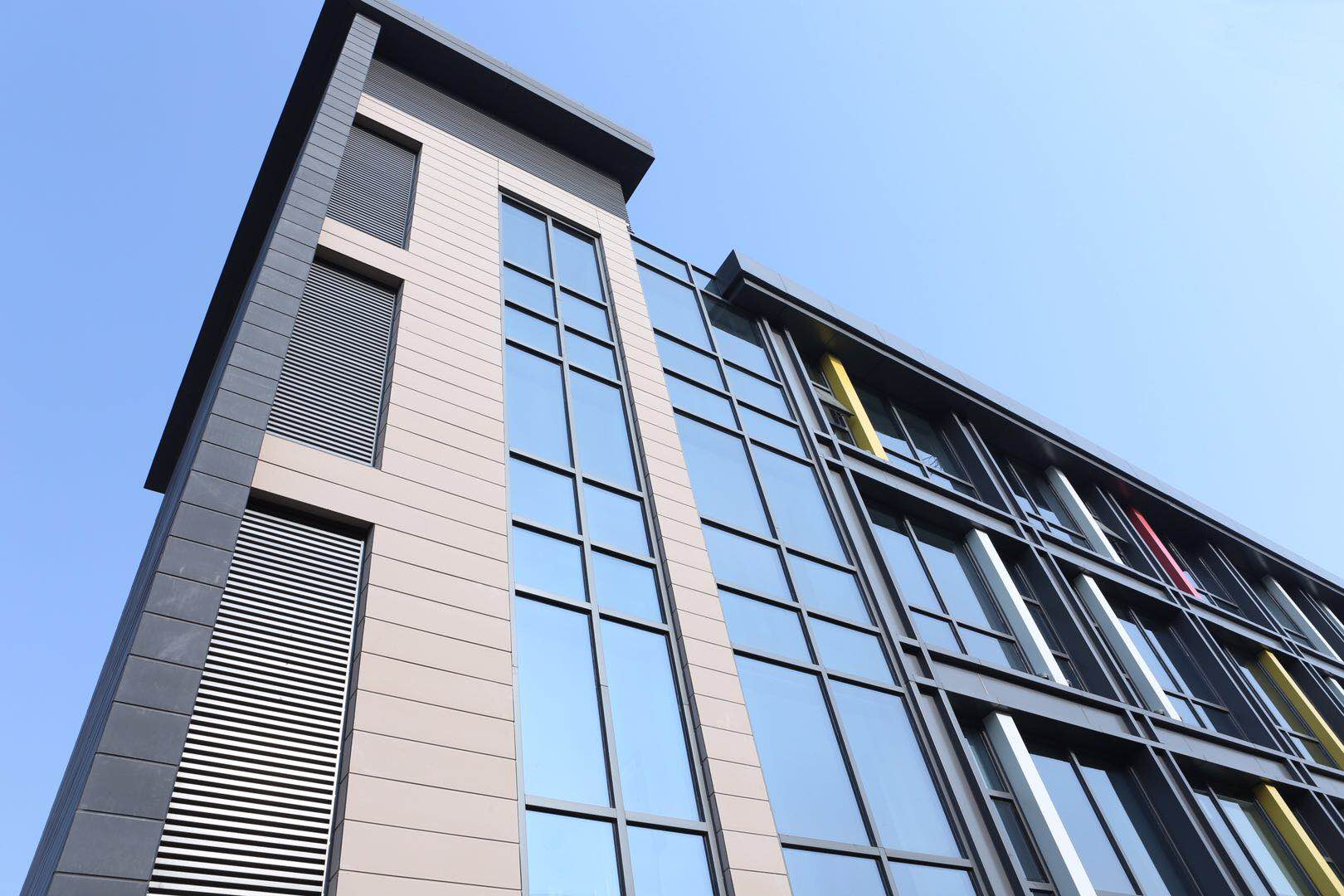 官方發布越秀星航TOD售樓處電話(越秀星航TOD)官方首頁網站-營銷中心歡迎您?樓盤詳情-最新價格-戶型圖-容積率@20