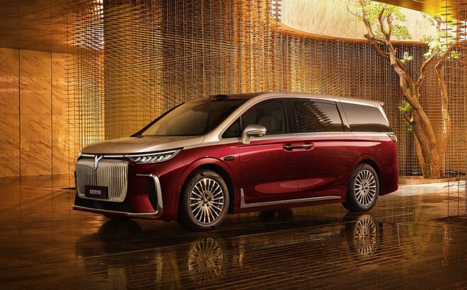 九游體育：滿血華為智駕還有百萬級底盤+智能四驅這款MPV只需3099萬！(圖8)